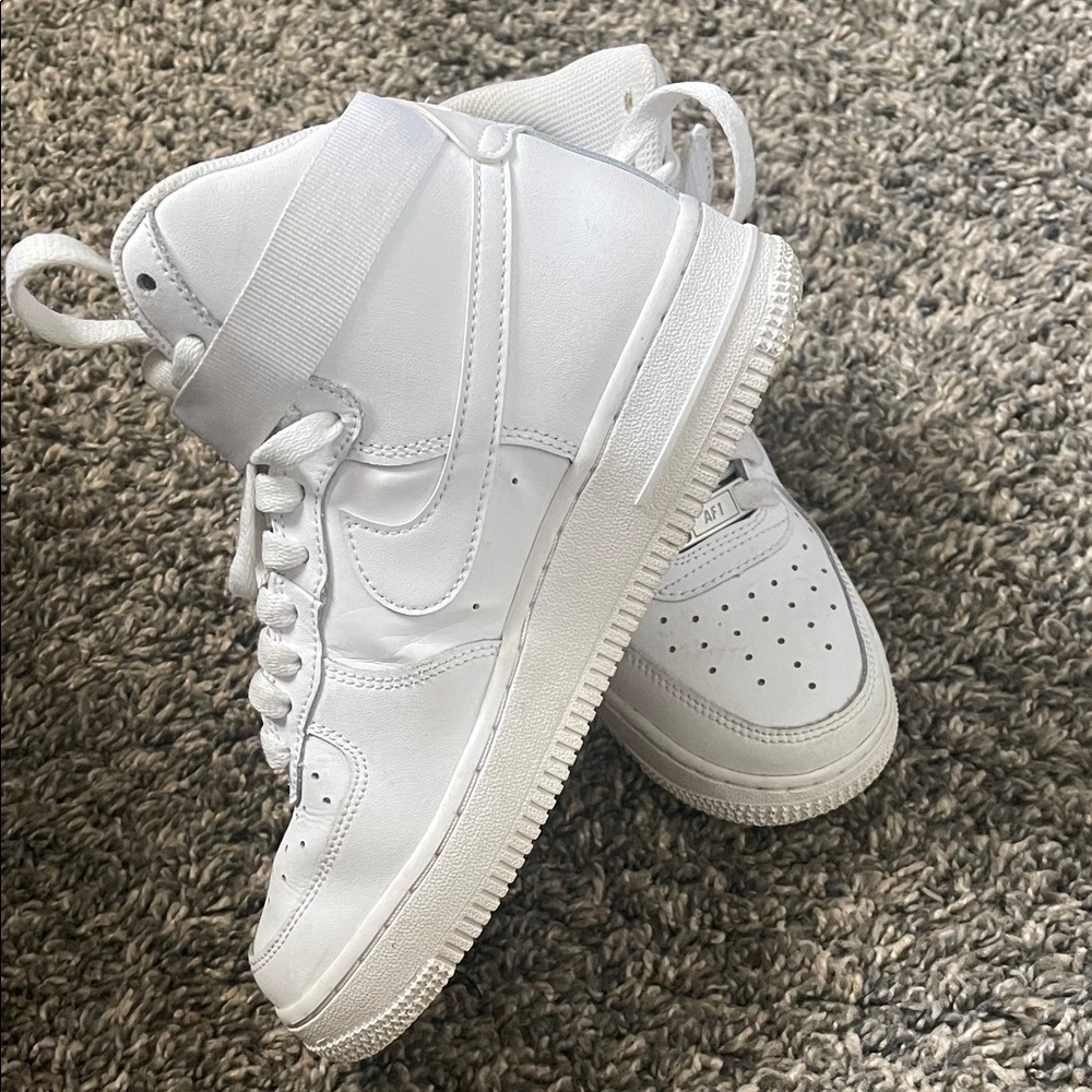 Nike Kids' White High-Top Sneakers - Picture 8 of 14